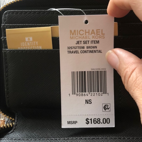 Michael Kors Jet Set Wallet - Picture 4 of 4